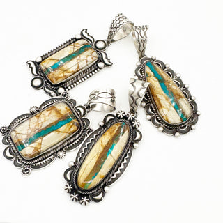 Alex Sanchez Old Style Royston Ribbon Pendants