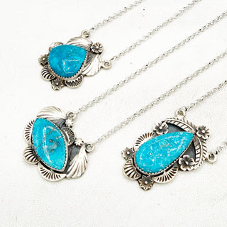 Sierra Bella Botanical Necklace