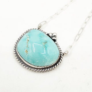 HJC Nila Bar Necklaces