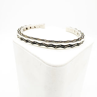 Christian Tom Size 8 Caranated Cuff