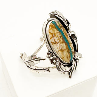 Donnalee Shewmake Oversized Royston Ribbon Cuff